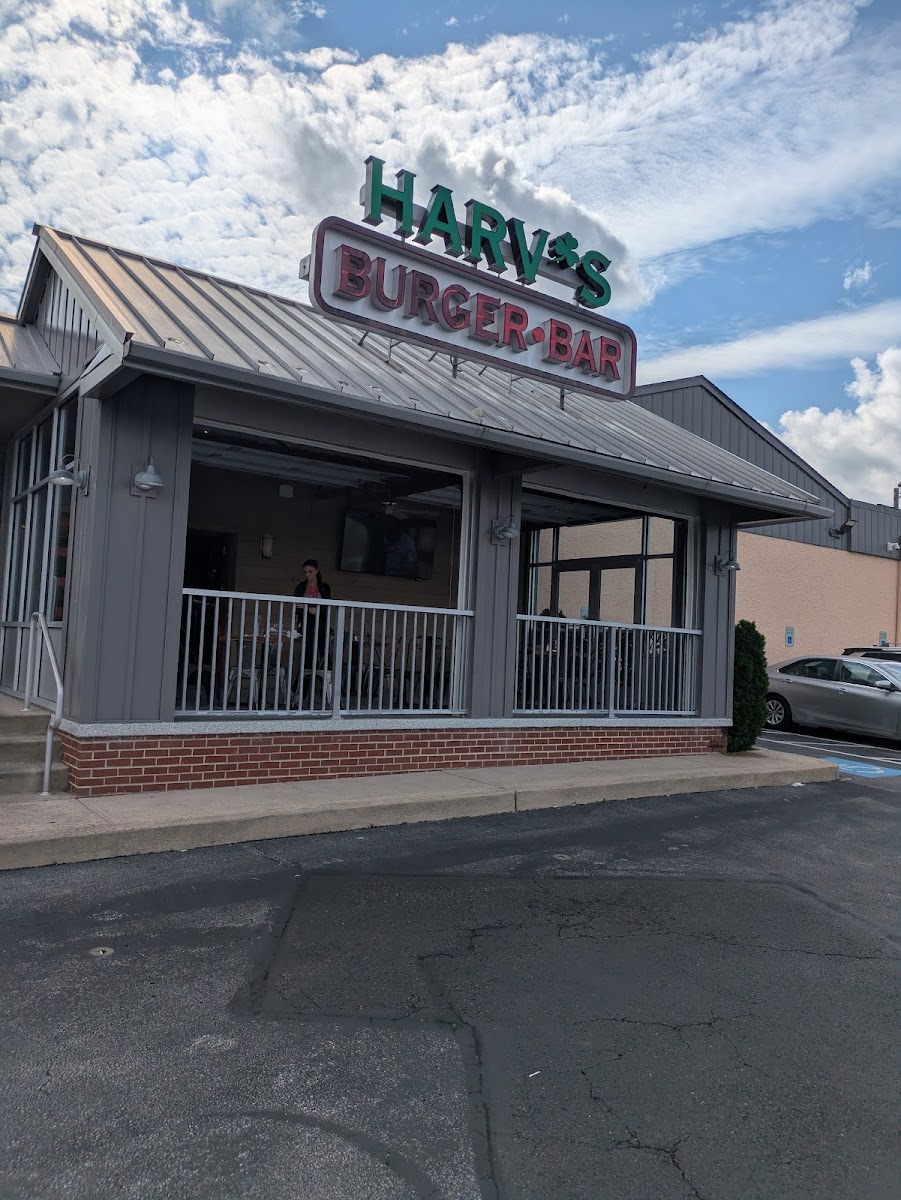 Harv's Burger Bar At Gallo's